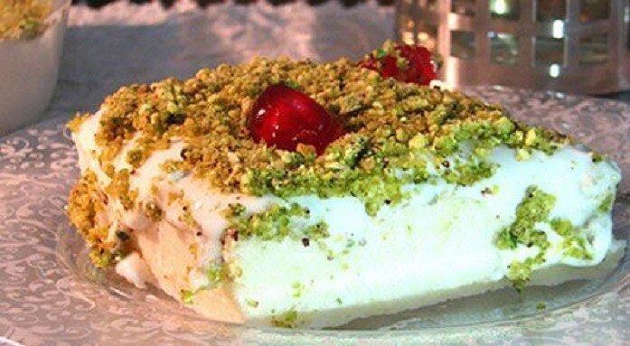 ليالي لبنان مزينة بالفستق الحلبي وهذه طريقة التحضير
