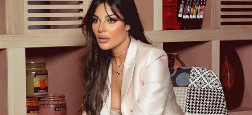نادين نسيب نجيم تخرج عن صمتها بعد الكشف عن جنسيّة حبيبها نادين نسيب نجيم تخرج عن صمتها بعد الكشف عن جنسيّة حبيبها