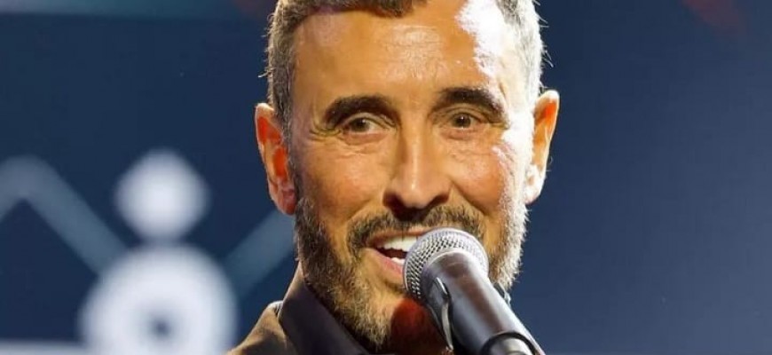 في حفل فني ببغداد ....احمد سعد يشوه أغاني كاظم الساهر في حفل فني ببغداد ....احمد سعد يشوه أغاني كاظم الساهر