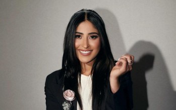 بالصورة - شجون الهاجري في قبضة الأمن.: جدل واسع حول صورة الاعتقال