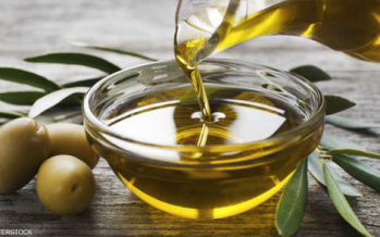 الطهي بزيت الزيتون.. مضر أم مفيد؟