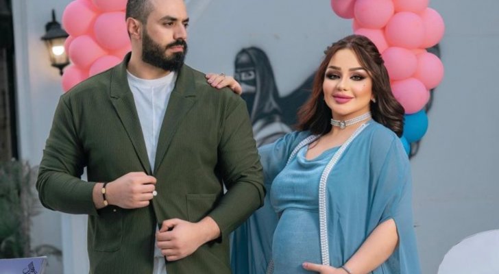 شهد الشمري تعلن بطريقة مبتكرة جنس جنينها مع تقدم أشهر حملها شهد الشمري تعلن بطريقة مبتكرة جنس جنينها مع تقدم أشهر حملها