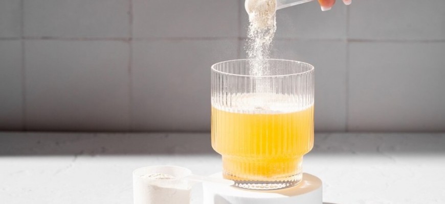 أفضل وقت لتناول الكولاجين… خبراء يوضحون ويكسرون الجدل