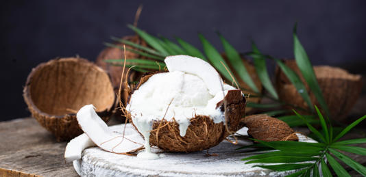 إدارة نسبة السكر في الدم من أهم فوائد أكل جوز الهند!