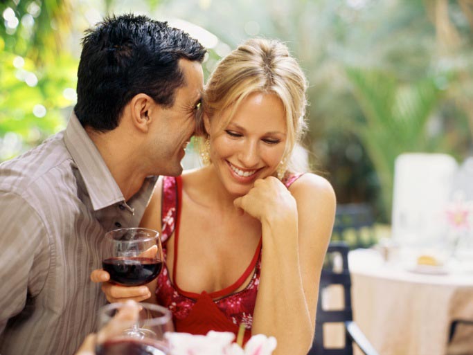 للمتزوجون: 15 سبب لممارسة الجنس يومياً
